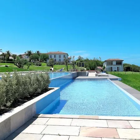 Sainte-barbe Sleeps 4 Pool Air Con Wifi Apartmán