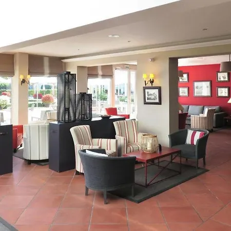 Sainte-barbe Sleeps 4 Pool Air Con Wifi