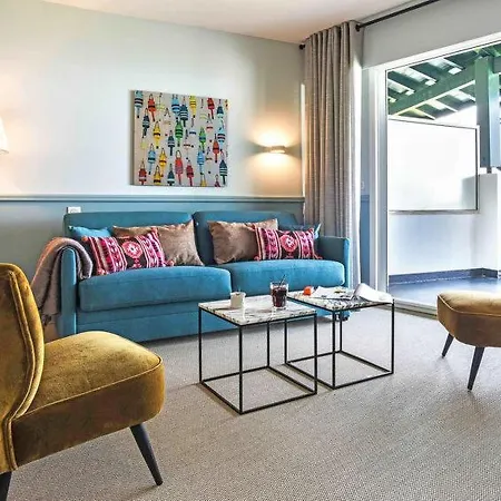 Sainte-barbe Sleeps 4 Pool Air Con Wifi * Saint-Jean-de-Luz
